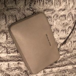 Michael kors crossbody bag